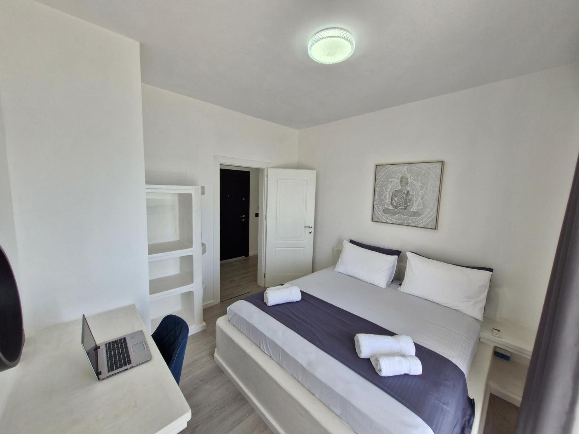 Luxury Penthouse * Durrës